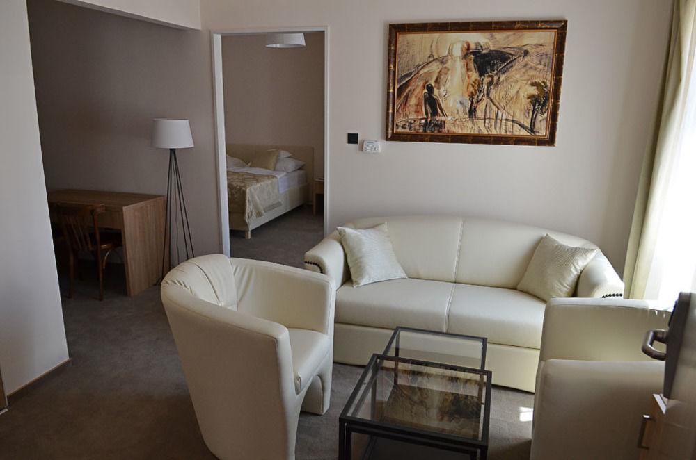 Hotel Arkadia Pětikostelí Exteriér fotografie